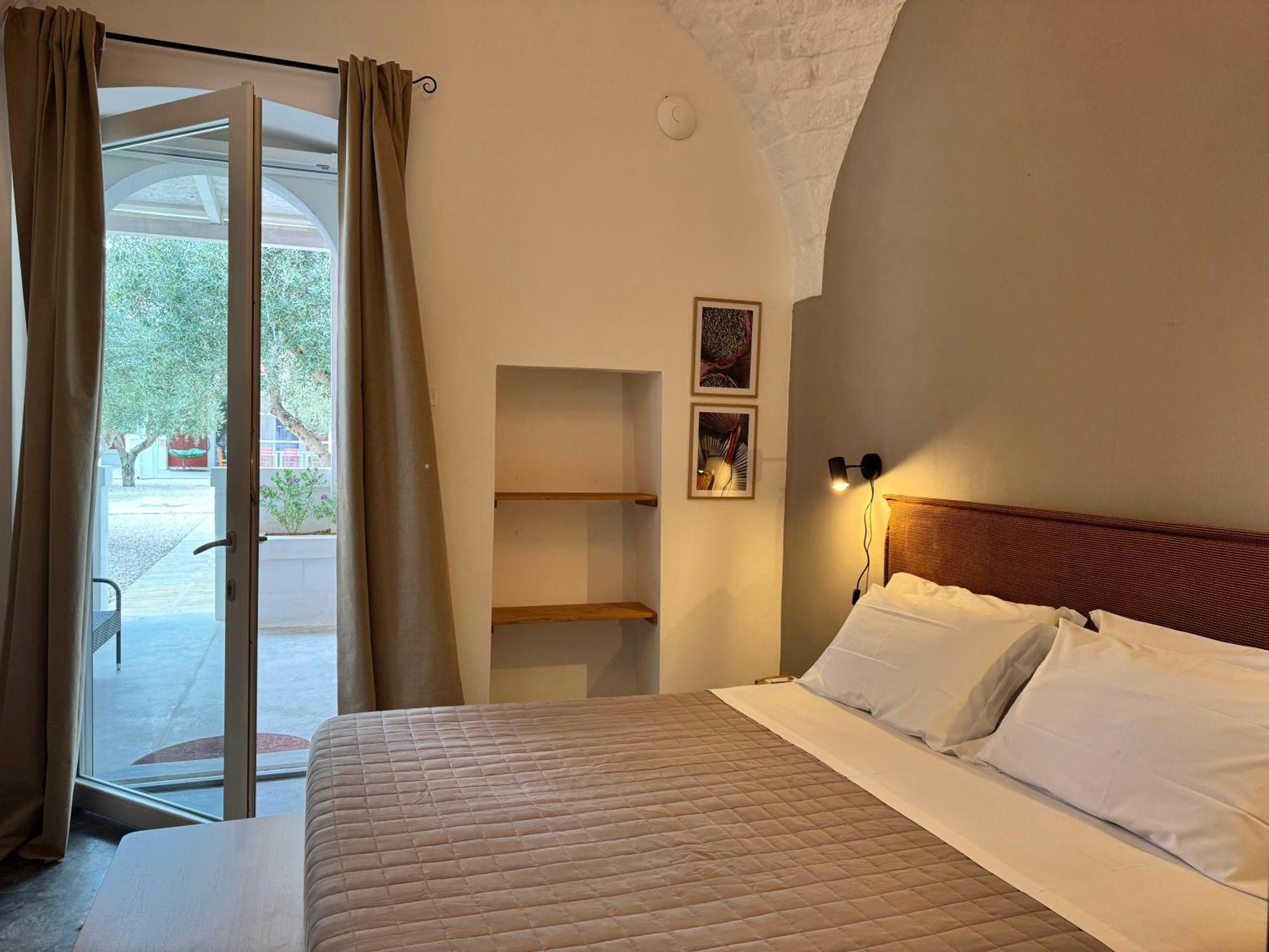 Tenuta Amostuni-Country House Buitenkant foto